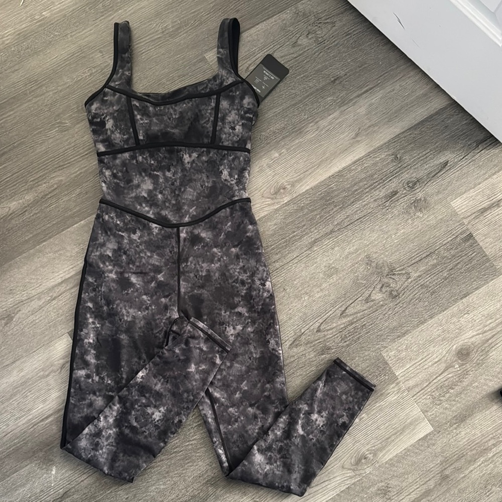 Fabletics “Frame Jumpsuit” Size Small - image 5